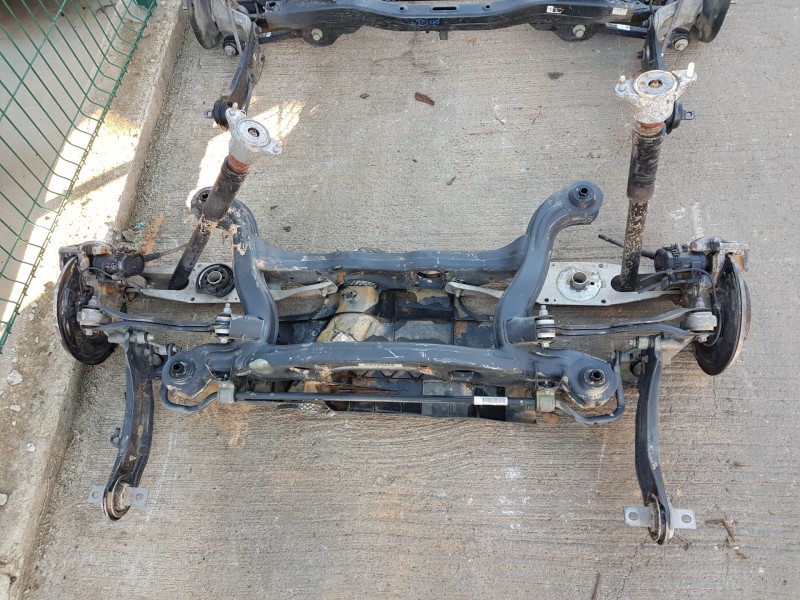 Recambio de puente trasero para mercedes clase b (w246) style referencia OEM IAM A2463501108  