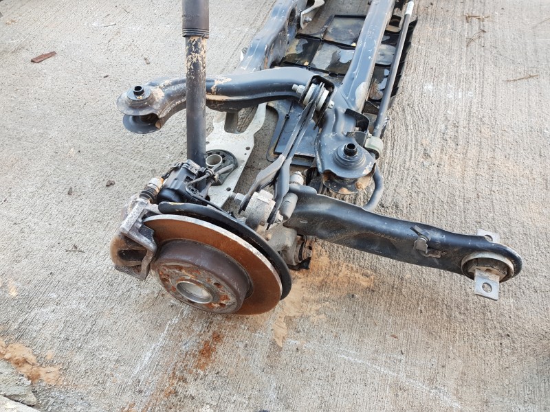 Recambio de puente trasero para mercedes clase b (w246) style referencia OEM IAM A2463501108  