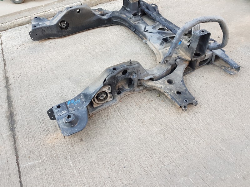 Recambio de puente delantero para mercedes clase a (w169) elegance referencia OEM IAM A1696200787  