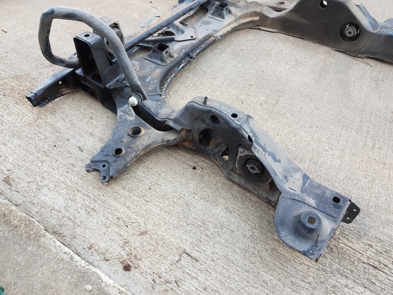 Recambio de puente delantero para mercedes clase a (w169) elegance referencia OEM IAM A1696200787  