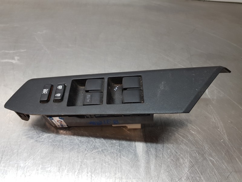 Recambio de mando elevalunas delantero izquierdo para toyota rav 4 hybrid referencia OEM IAM 7423242180  