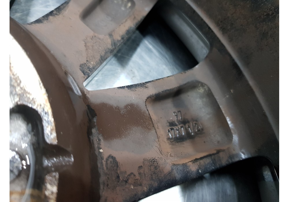 Recambio de juego llantas para toyota corolla touring sports (e21) hybrid referencia OEM IAM 42611YYC00  