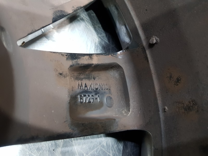 Recambio de juego llantas para toyota corolla touring sports (e21) hybrid referencia OEM IAM 42611YYC00  