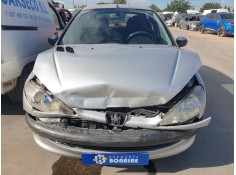 peugeot 206 berlina del año 2000