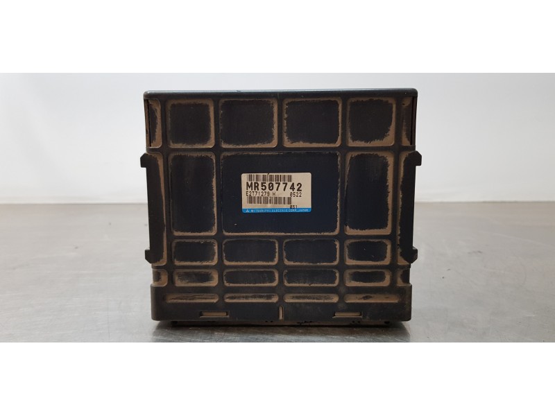 Recambio de centralita motor uce para mitsubishi space star (dg0) 1300 referencia OEM IAM MR507742  