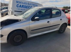 peugeot 206 berlina del año 2000 2