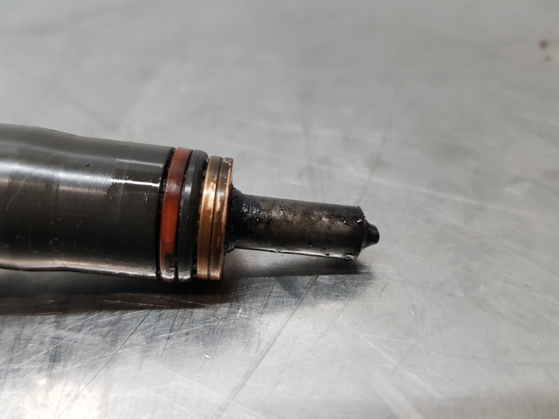 Recambio de inyector para audi a4 cabrio (8h) s line referencia OEM IAM 038130073BJ  