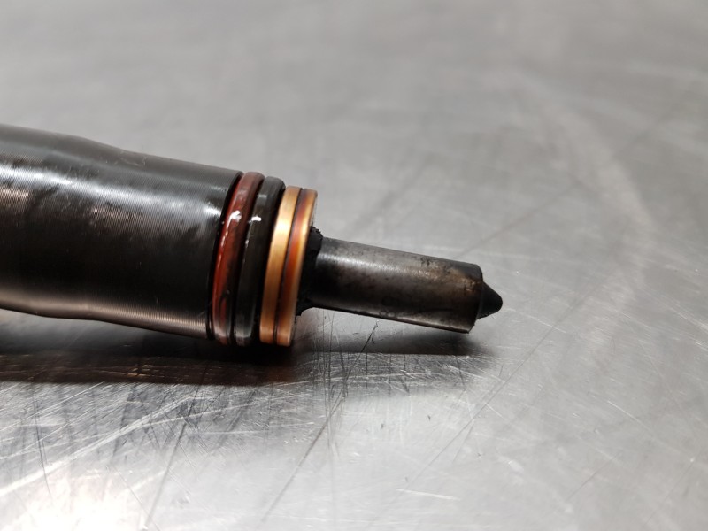 Recambio de inyector para audi a4 cabrio (8h) s line referencia OEM IAM 038130073BJ  