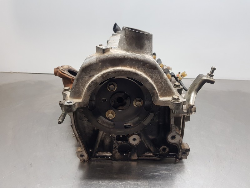 Recambio de culata para toyota auris active referencia OEM IAM 1110133050  