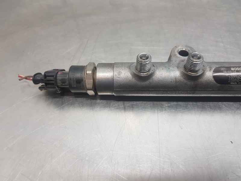 Recambio de rampa inyectora para toyota auris active referencia OEM IAM 0445214132 0281002507 