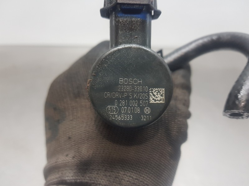 Recambio de rampa inyectora para toyota auris active referencia OEM IAM 0445214132 0281002507 