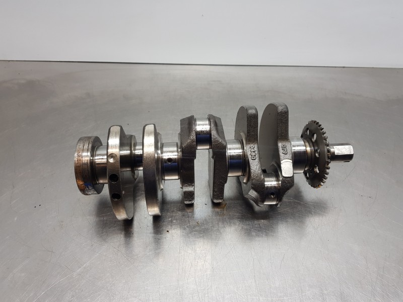 Recambio de cigueñal para kia stonic (ybcuv) concept referencia OEM IAM 2311004800  