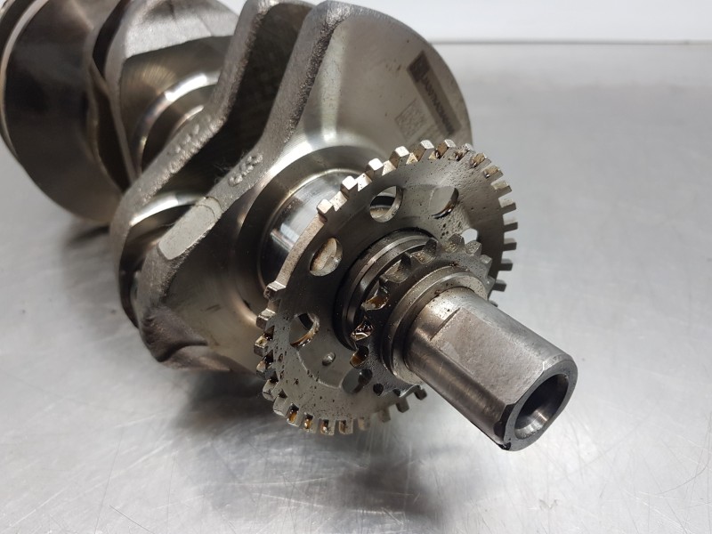 Recambio de cigueñal para kia stonic (ybcuv) concept referencia OEM IAM 2311004800  