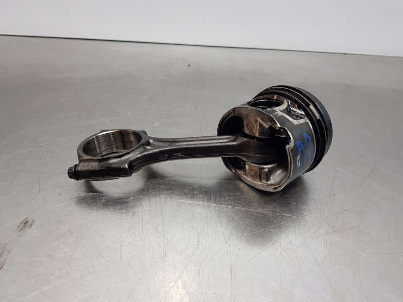 Recambio de biela para peugeot rifter acces referencia OEM IAM 1629031680  