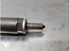 Recambio de inyector para toyota auris active referencia OEM IAM 0445110221   2