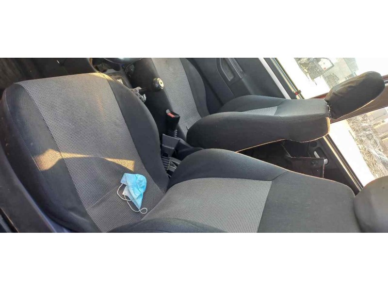 opel meriva del año 2005