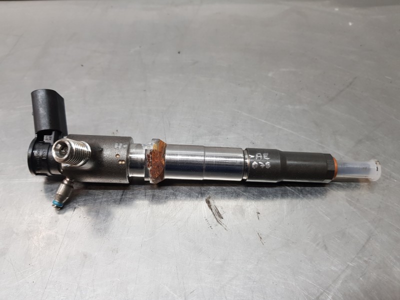 Recambio de inyector para ford transit custom kasten custom referencia OEM IAM JB3Q9K546AA  