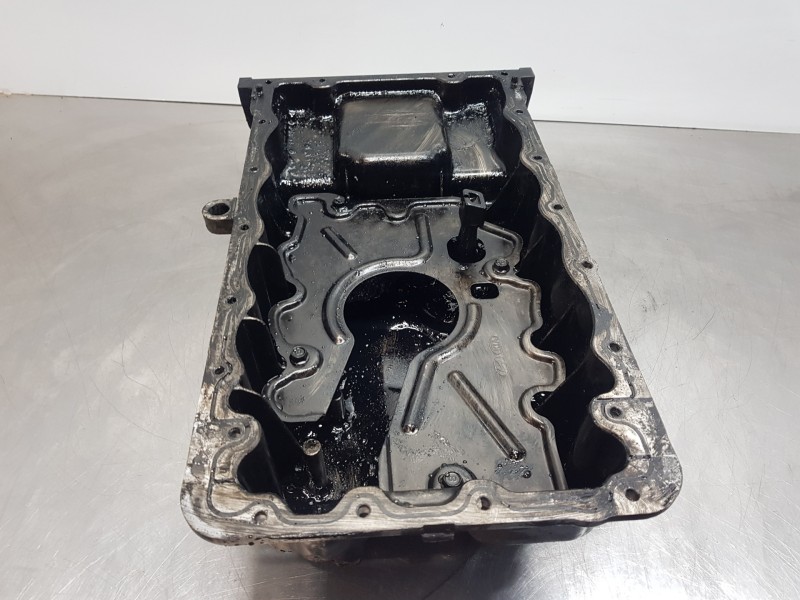 Recambio de carter para kia carens ( ) drive referencia OEM IAM 215102A312  