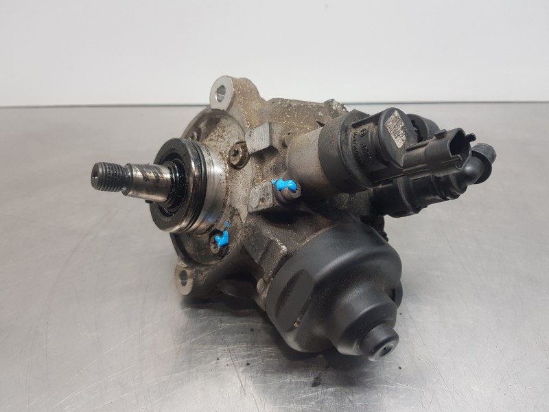 Recambio de bomba inyeccion para kia carens ( ) drive referencia OEM IAM 0445010596  