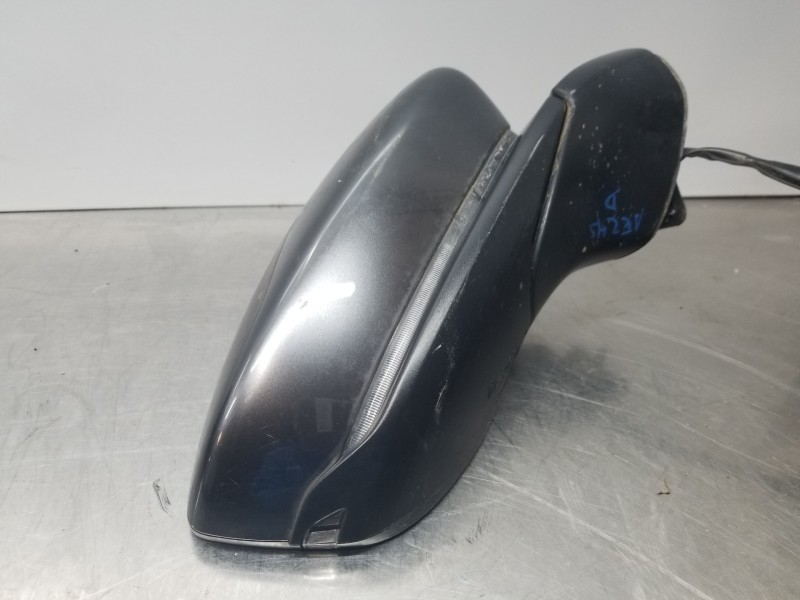 Recambio de retrovisor derecho para mazda 3 sedán (bp) skyactiv referencia OEM IAM BERP69121E  