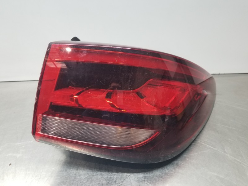 Recambio de piloto trasero derecho para mg zs suv referencia OEM IAM 10571682 A30005R0100 