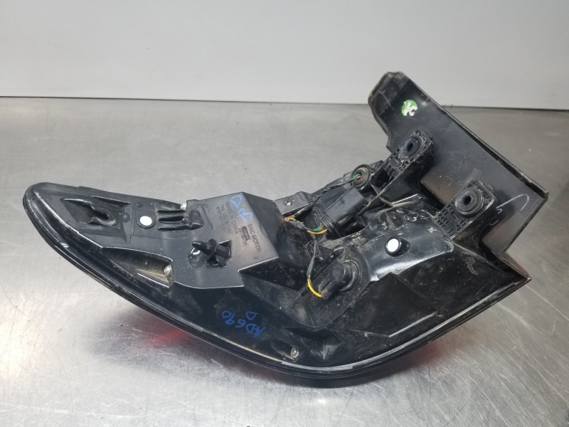 Recambio de piloto trasero derecho para mg zs suv referencia OEM IAM 10571682 A30005R0100 