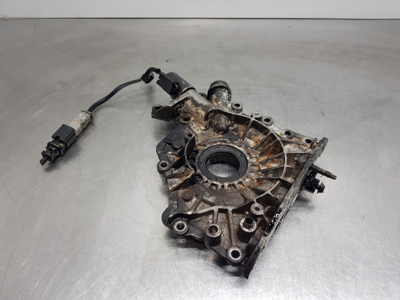 Recambio de bomba aceite para citroen c4 cactus bluehdi referencia OEM IAM 9823740280  