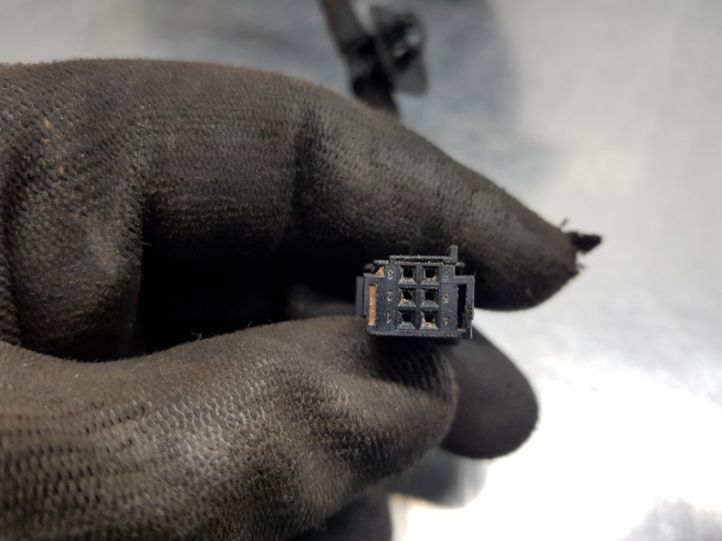 Recambio de retrovisor izquierdo para citroen c4 cactus bluehdi referencia OEM IAM 98310255XT  