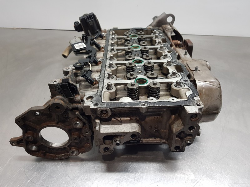 Recambio de culata para citroen c4 cactus bluehdi referencia OEM IAM 1623158880  