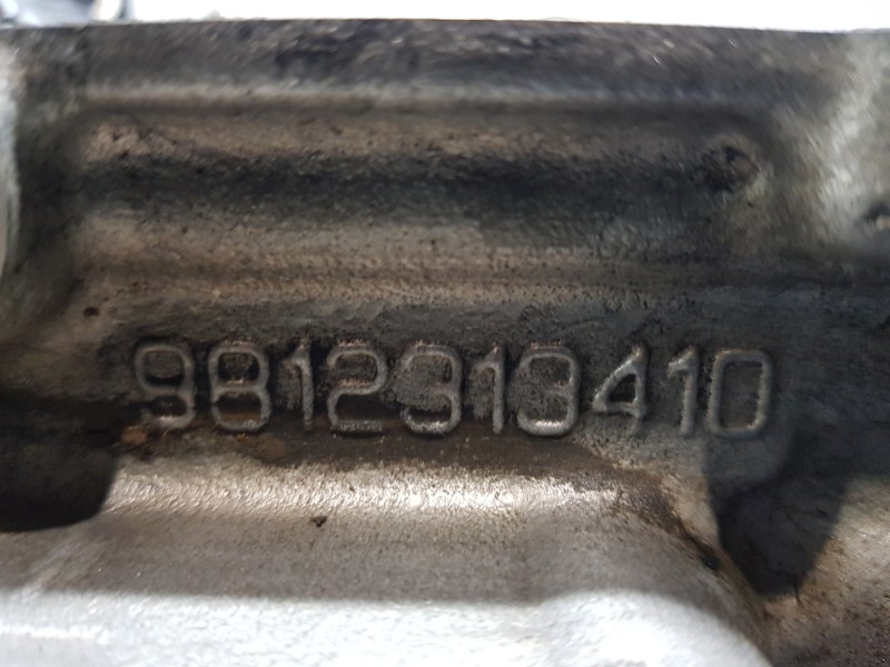 Recambio de culata para citroen c4 cactus bluehdi referencia OEM IAM 1623158880  