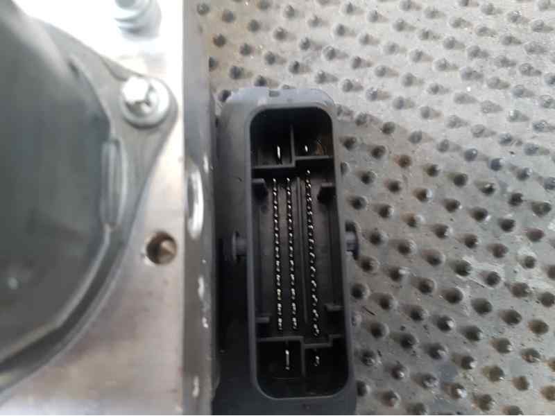 Recambio de abs para dacia duster ambiance 4x2 referencia OEM IAM 475608845R   Recambio de abs para dacia duster ambiance 4x2 referencia OEM IAM 475608845R
