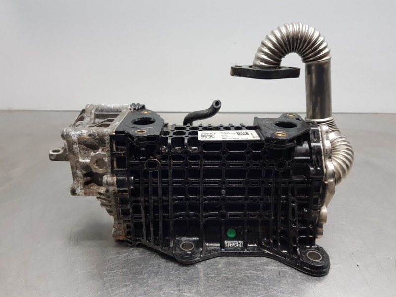 Recambio de enfriador egr para citroen c4 cactus bluehdi referencia OEM IAM 9813050280  