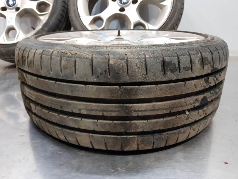 Recambio de juego llantas para ford fiesta (cb1) active referencia OEM IAM 2237319 8A6J1007DC 