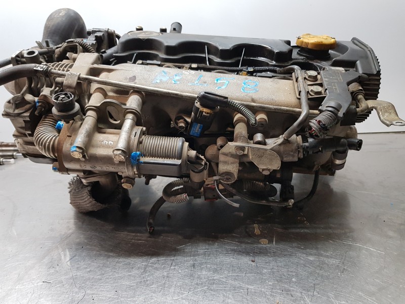 Recambio de culata para opel zafira b cosmo referencia OEM IAM 5607152  