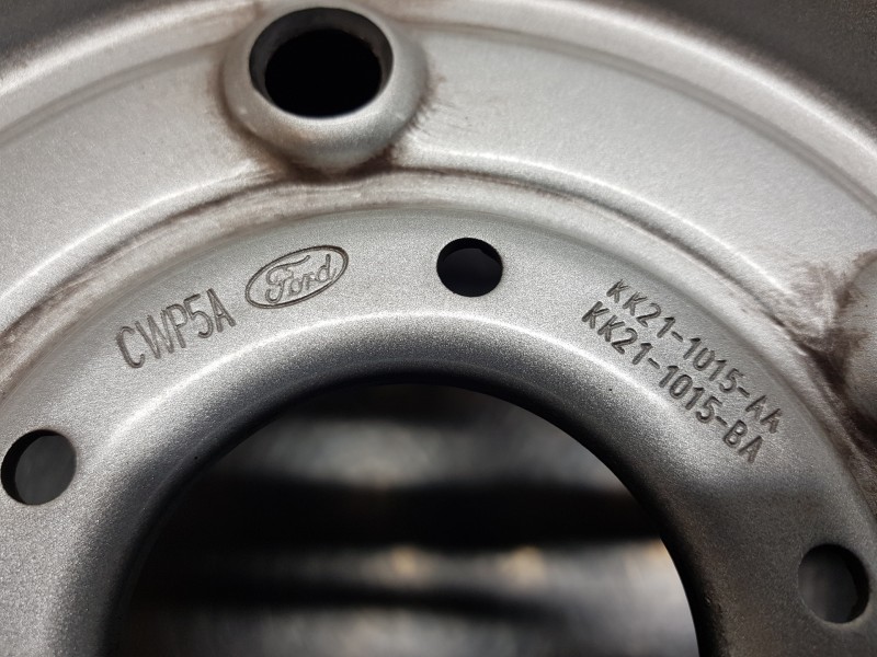 Recambio de llanta para ford transit custom kasten custom referencia OEM IAM 2210122 KK211015BA KK211015AA