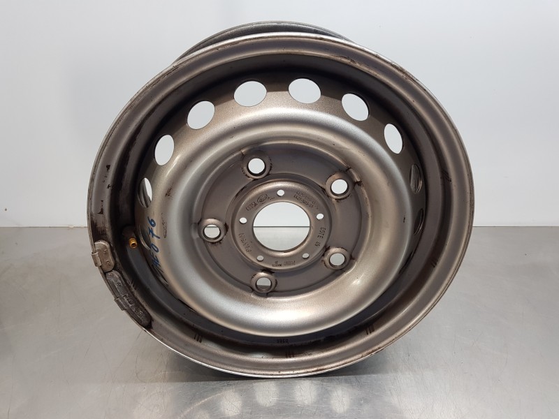 Recambio de llanta para ford transit custom kasten custom referencia OEM IAM 2210122 KK211015AA KK211015BA