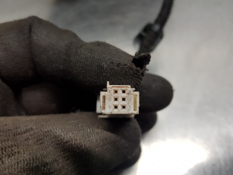 Recambio de retrovisor derecho para citroen c4 cactus bluehdi referencia OEM IAM 98310251XT  