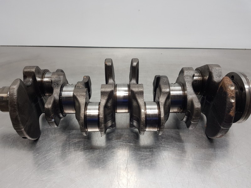Recambio de cigueñal para citroen c4 cactus bluehdi referencia OEM IAM 9827306980  