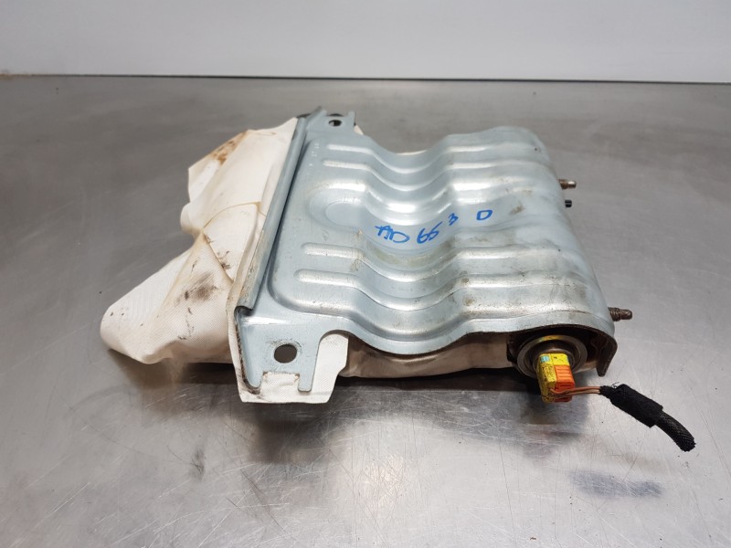 Recambio de airbag delantero derecho para citroen c4 cactus bluehdi referencia OEM IAM 9804358580  