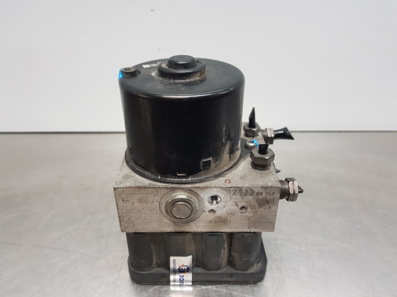 Recambio de abs para ford fiesta (cb1) active referencia OEM IAM 8V512C405AC 8V512C405AC 