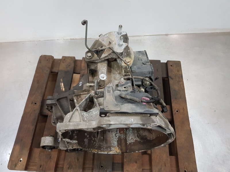 Recambio de caja cambios para ford fiesta (cb1) active referencia OEM IAM 8A6R7002FA 1674146 