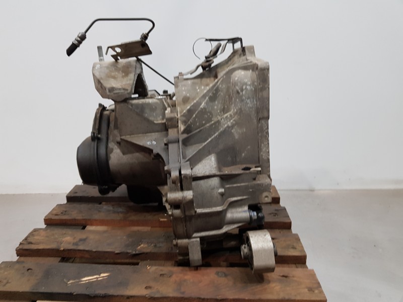 Recambio de caja cambios para ford fiesta (cb1) active referencia OEM IAM 8A6R7002FA 1674146 