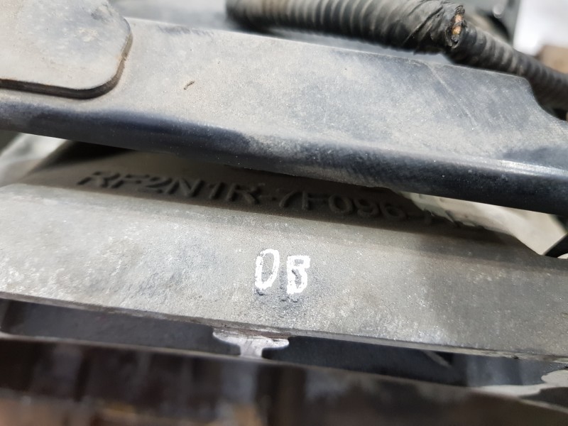 Recambio de caja cambios para ford fiesta (cb1) active referencia OEM IAM 8A6R7002FA 1674146 