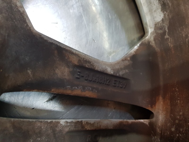 Recambio de juego llantas para audi q5 (fyb) quattro referencia OEM IAM 80A073110 23560R18 