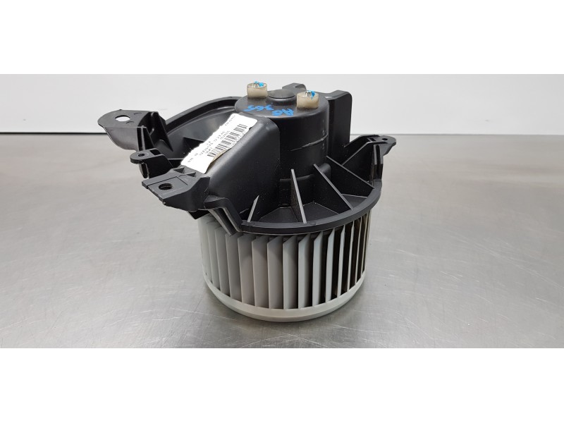 Recambio de motor calefaccion para opel corsa e edition referencia OEM IAM 13335075   Recambio de motor calefaccion para opel corsa e edition referencia OEM IAM 13335075