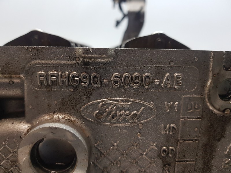 Recambio de culata para ford transit custom kasten custom referencia OEM IAM 2608591  