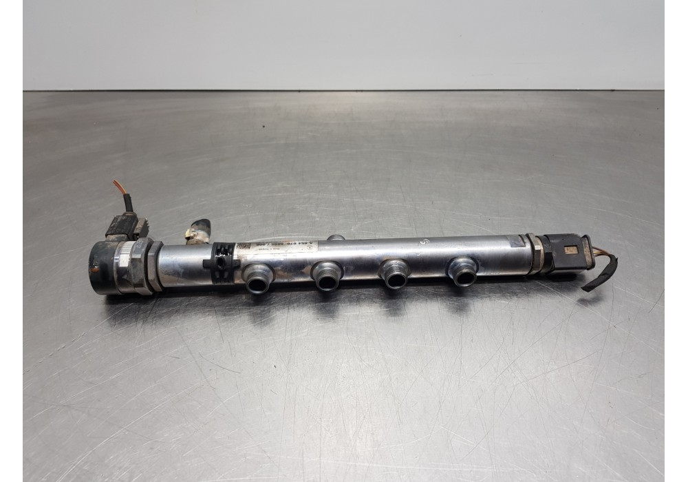 Recambio de rampa inyectora para mercedes clase a (w177) 200 d referencia OEM IAM A6540700095 A6540780049 0281006544