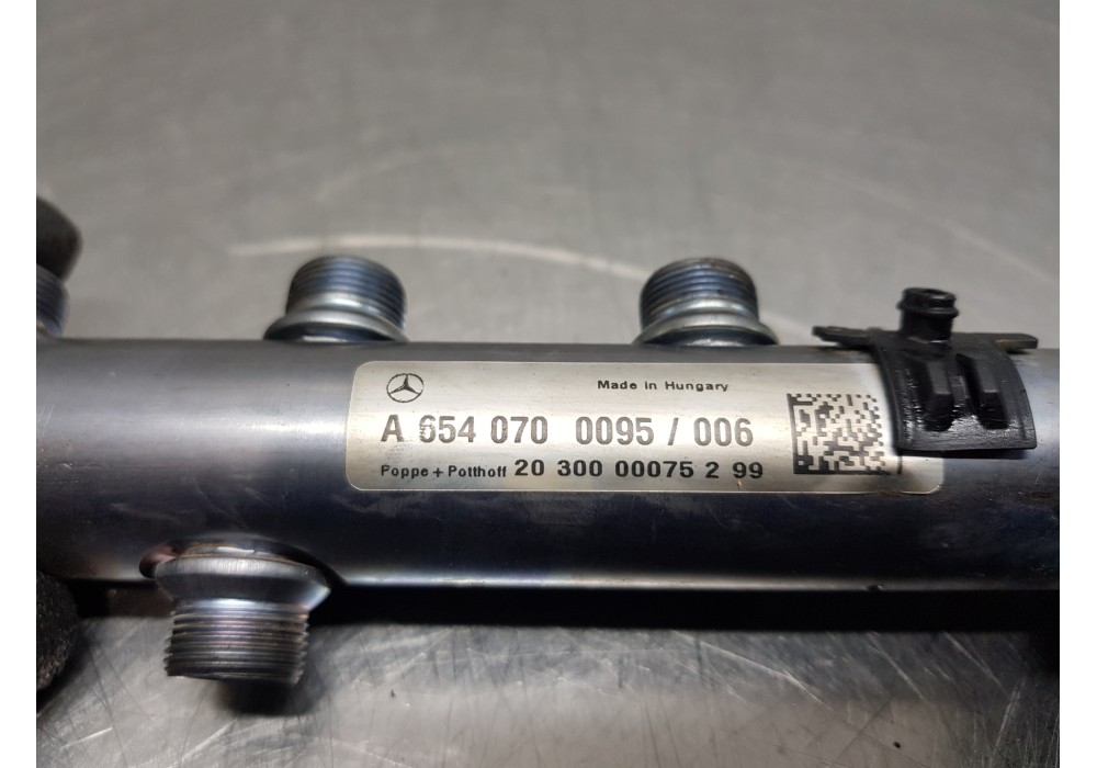 Recambio de rampa inyectora para mercedes clase a (w177) 200 d referencia OEM IAM A6540700095 A6540780049 0281006544