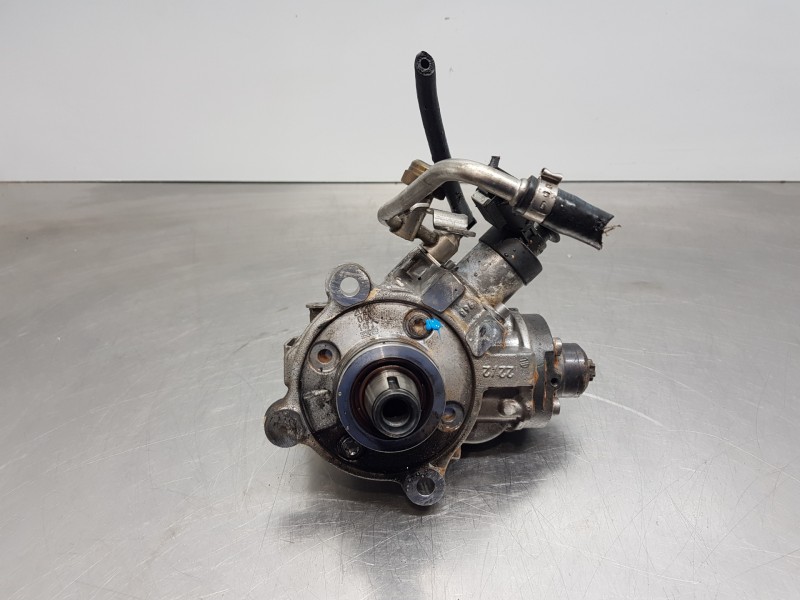 Recambio de bomba inyeccion para mercedes clase a (w177) 200 d referencia OEM IAM A6540704601 0445010796 