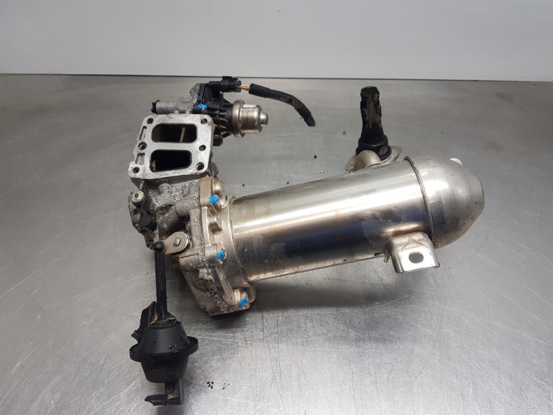 Recambio de enfriador egr para ford transit custom kasten custom referencia OEM IAM 2468508 GK2Q9F464AD 2374578